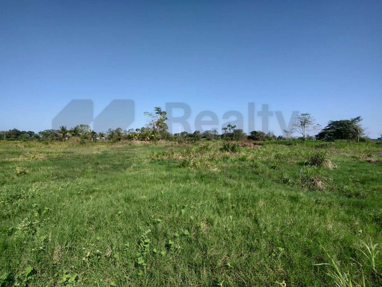 Terreno en Venta en Huapacal 2da. Sección