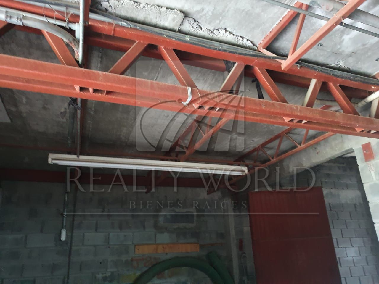 Nave Industrial en Venta en López Portillo