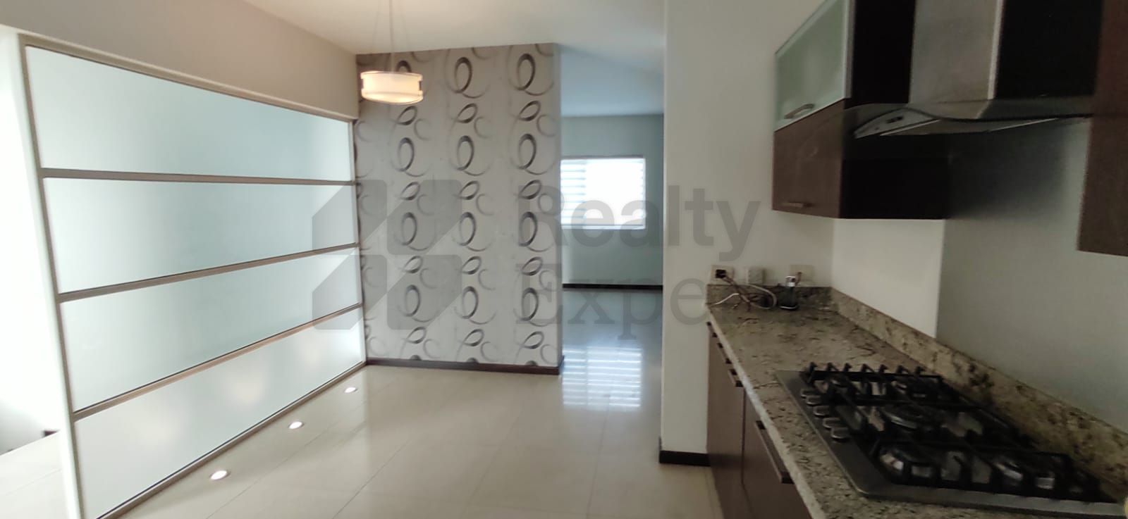 Casa en Venta en Cumbres Elite