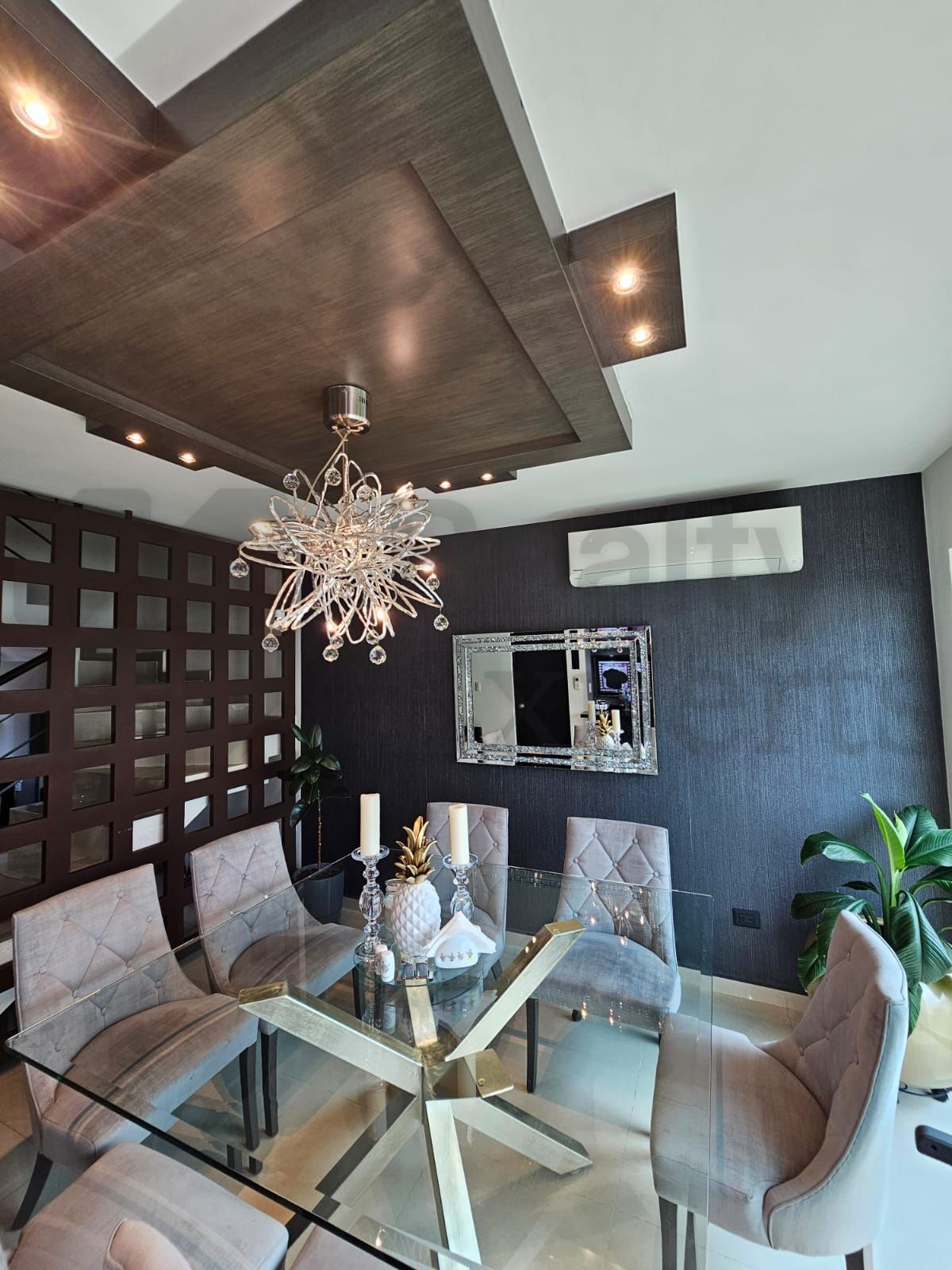 Casa en Venta en Cumbres Santa Clara