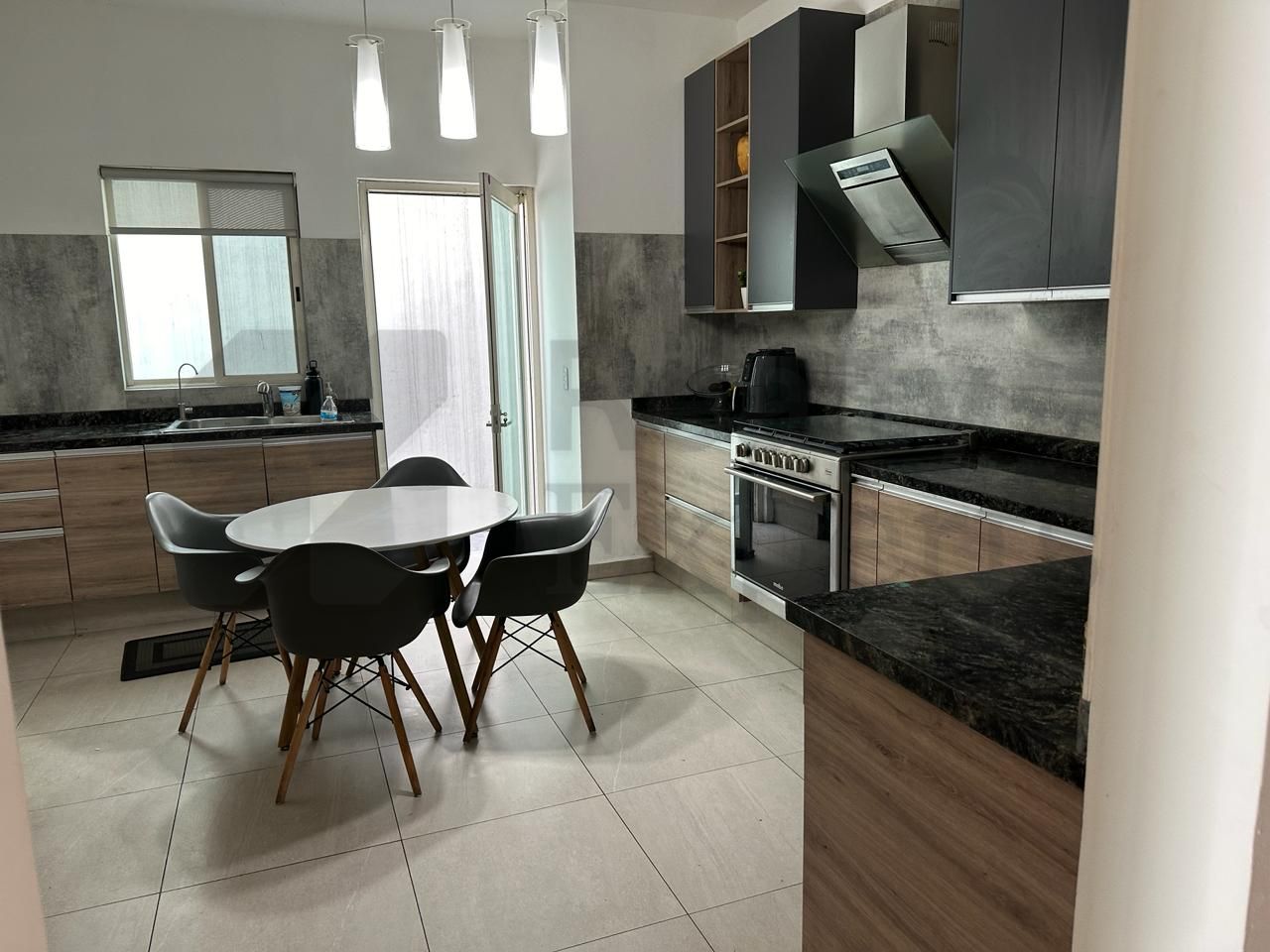Casa en Venta en Cumbres Elite