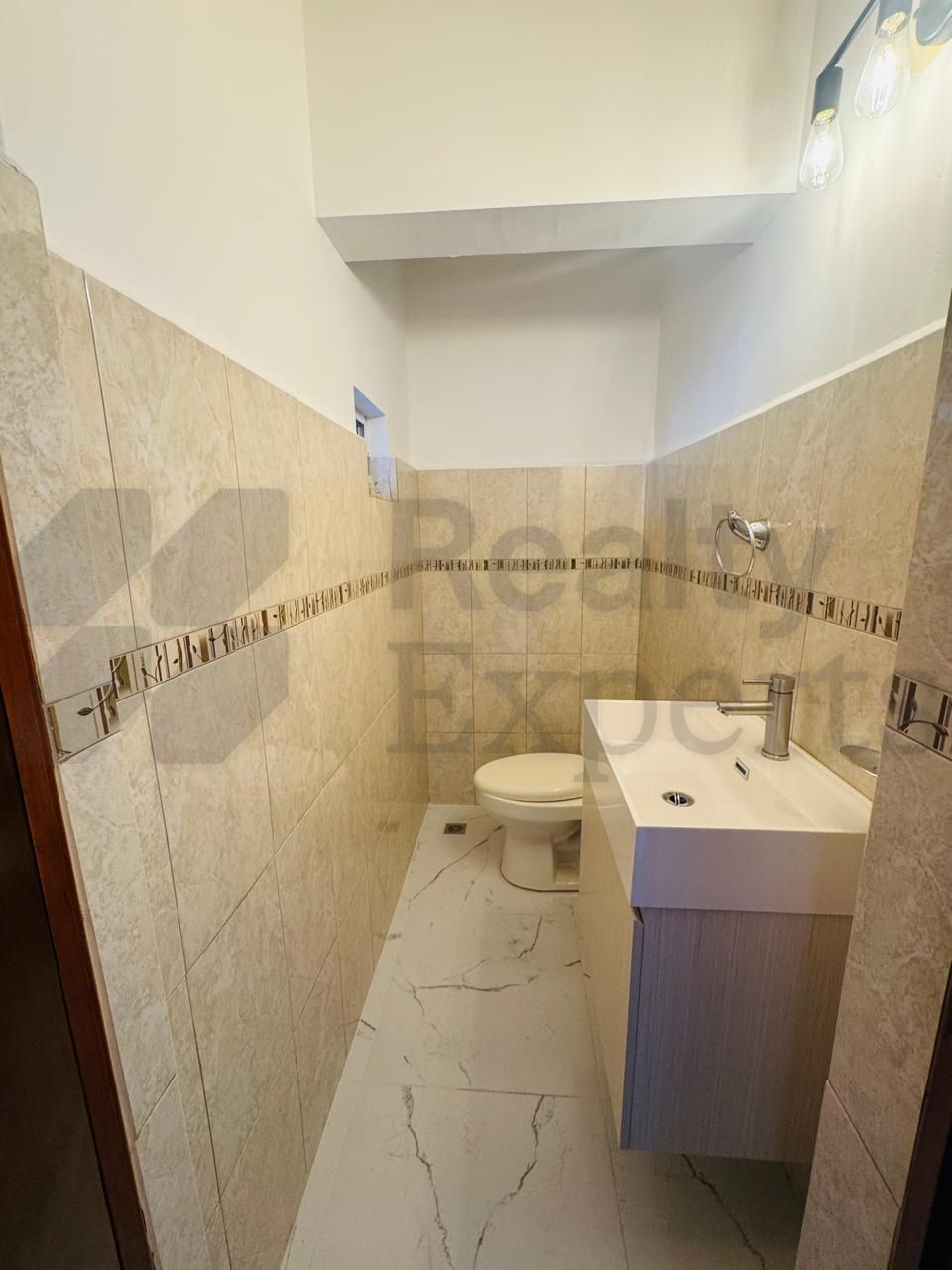 Casa en Venta en Cumbres Elite