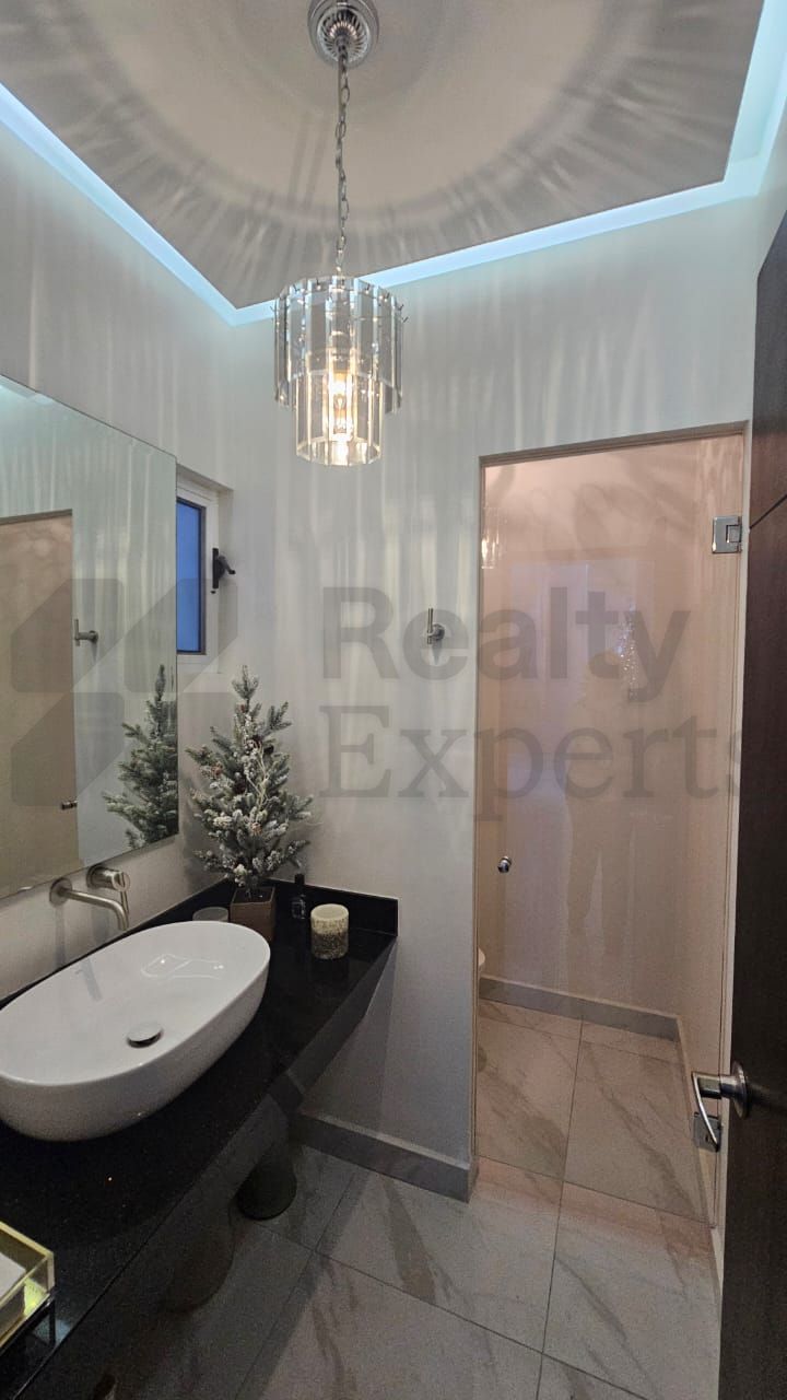 Casa en Venta en Cumbres 5to Sector