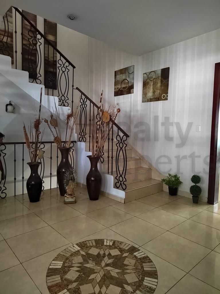Casa en Venta en Cumbres Elite