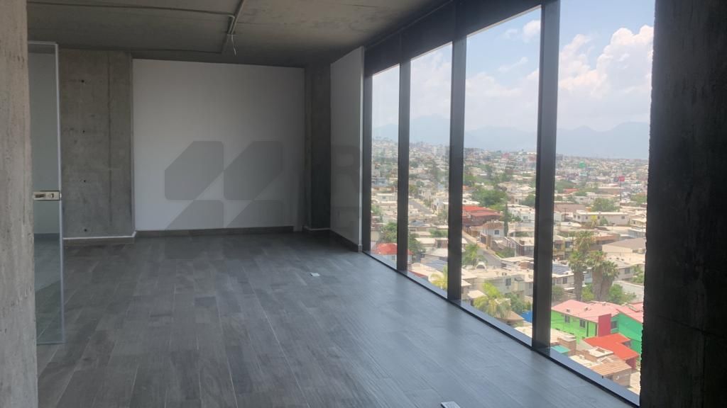 Edificio de Oficinas en Venta en Cumbres 2 Sector