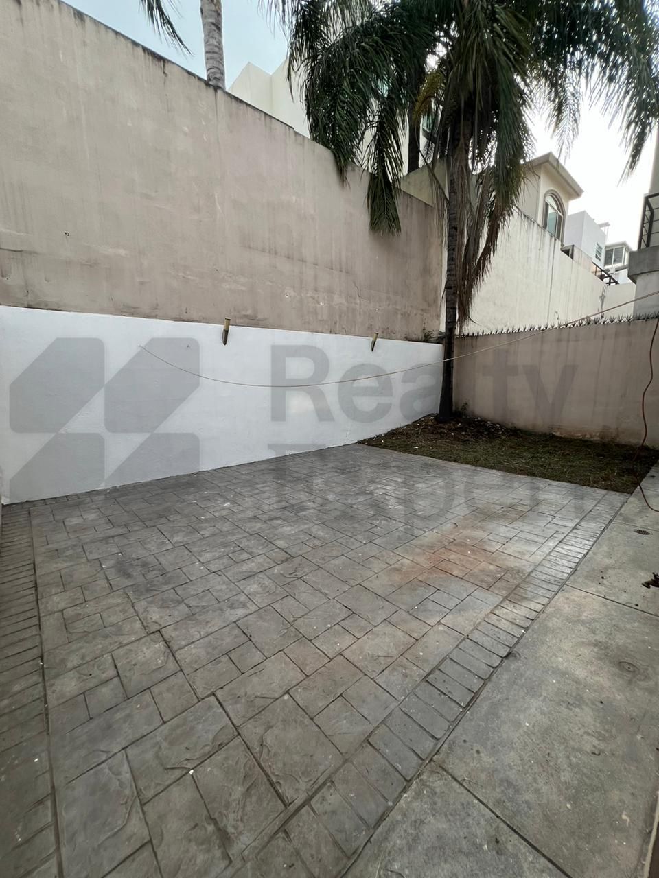 Casa en Venta en Cumbres Elite