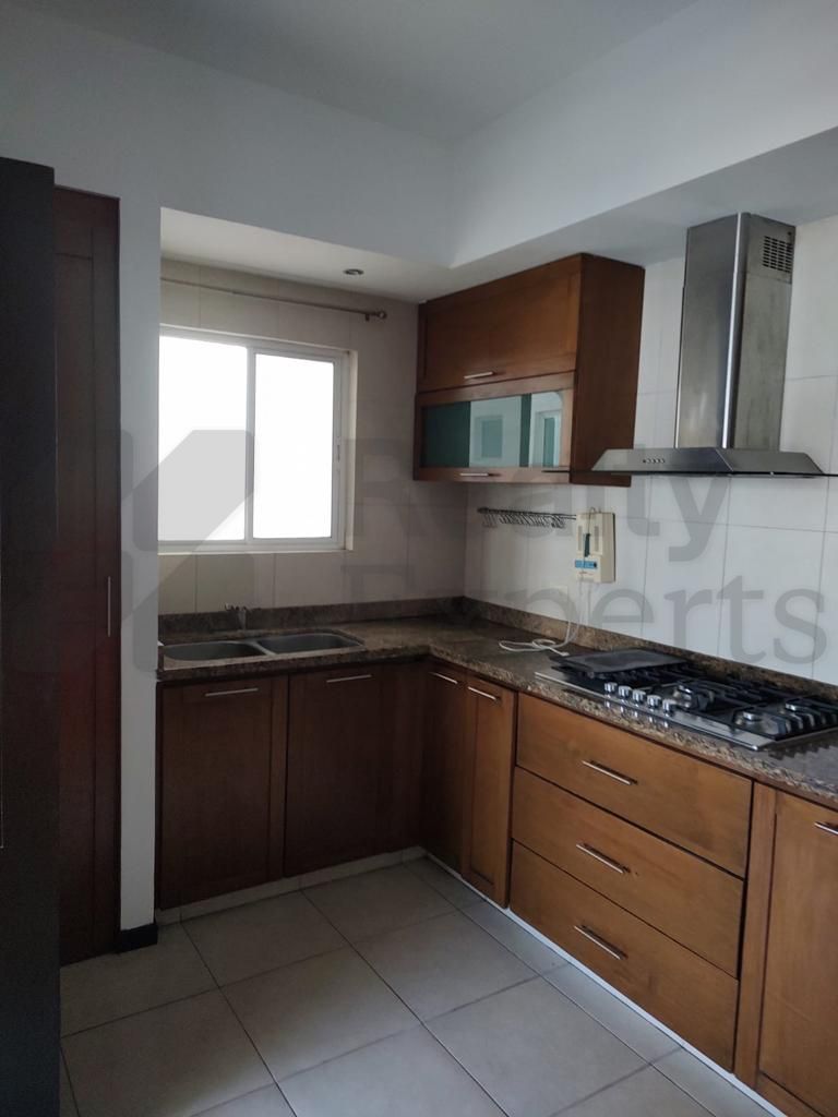 Casa en Venta en Cumbres Elite