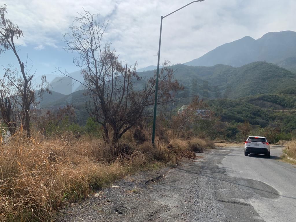 Terreno en Venta en Jardines de Valle Alto