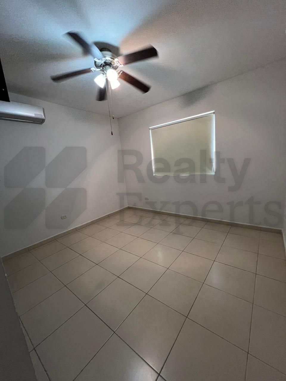 Casa en Venta en Cumbres Elite
