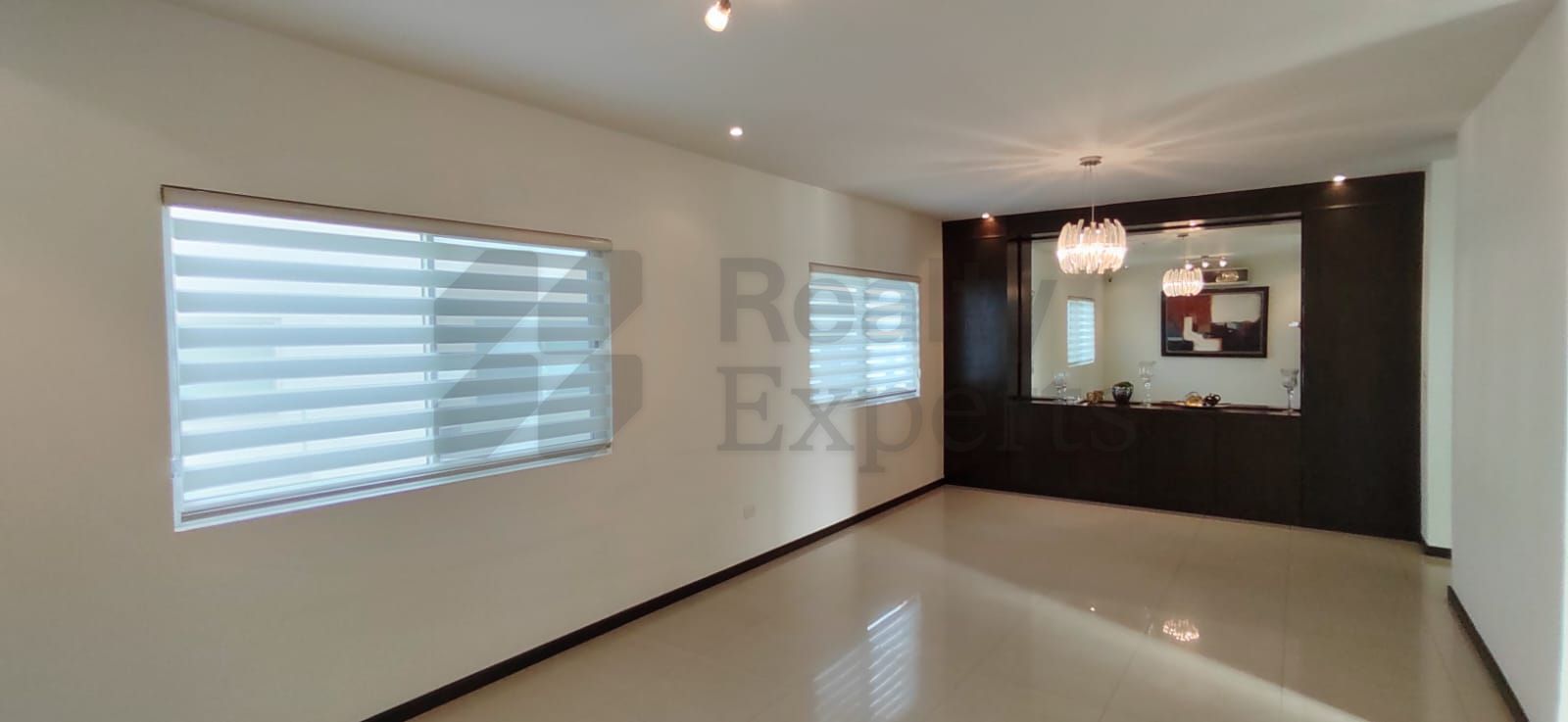 Casa en Venta en Cumbres Elite