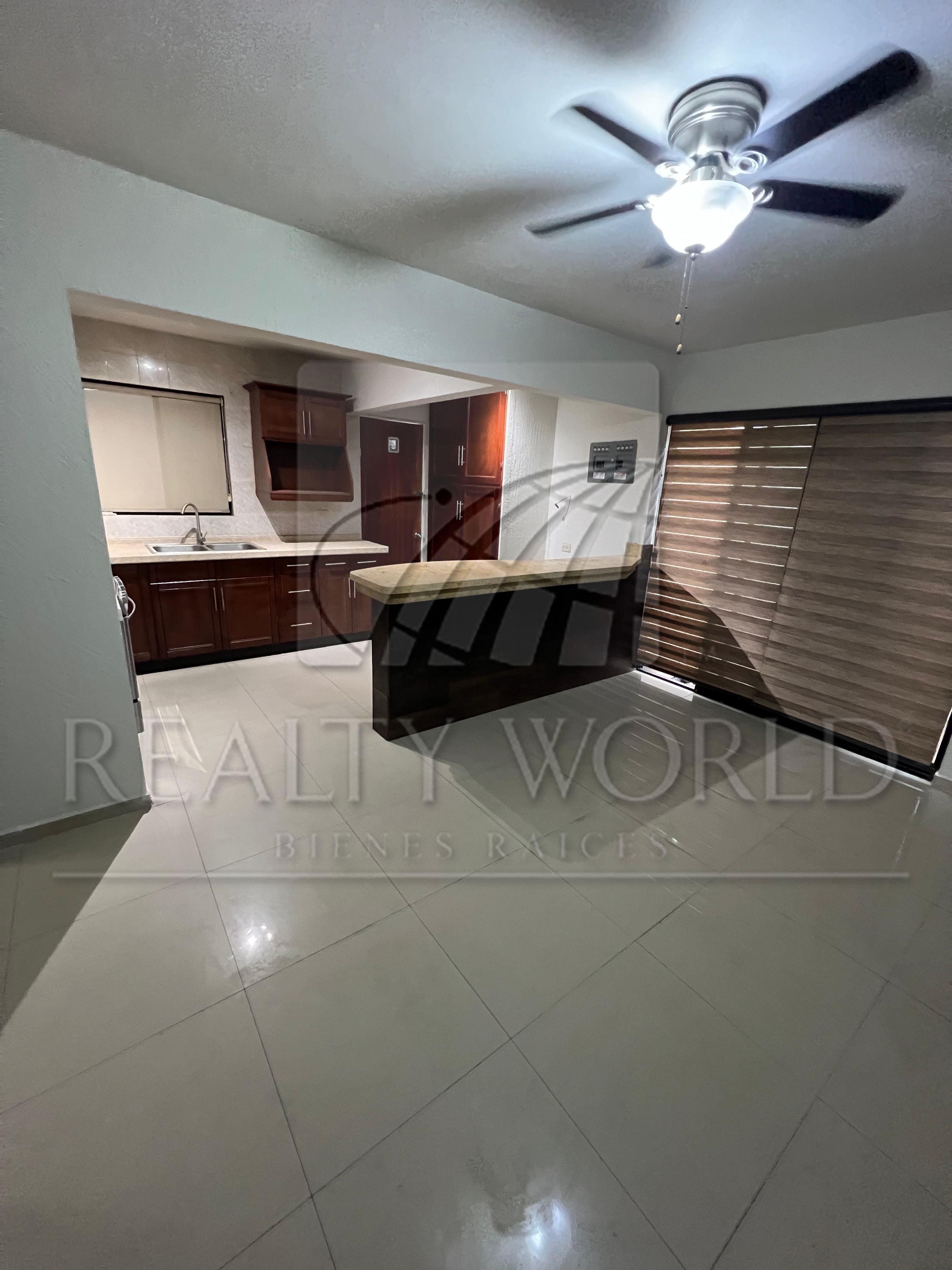 Casa en Renta en Privada Nogalar