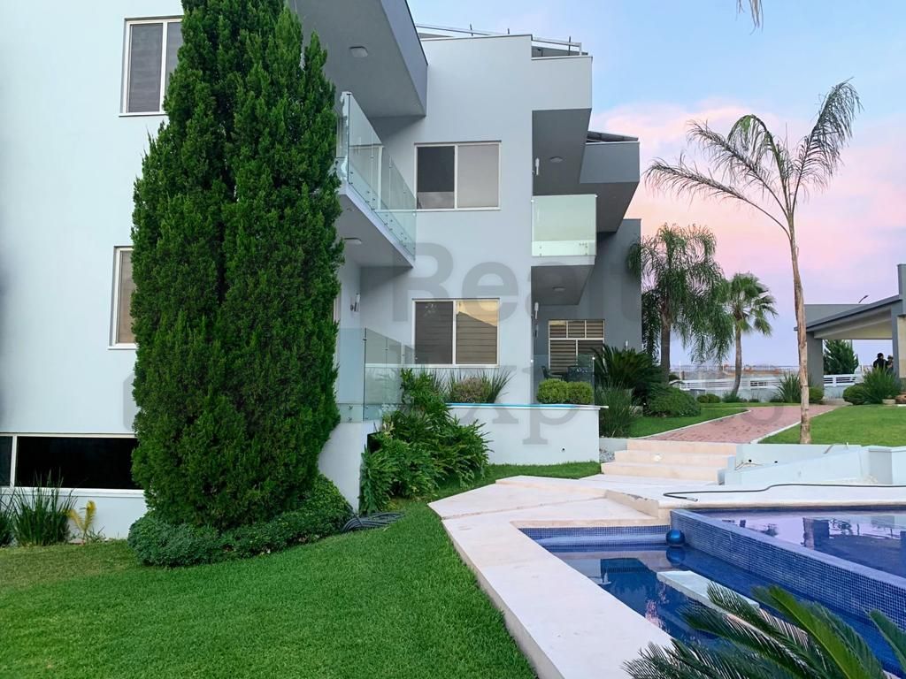 Casa en Venta en Sierra Alta