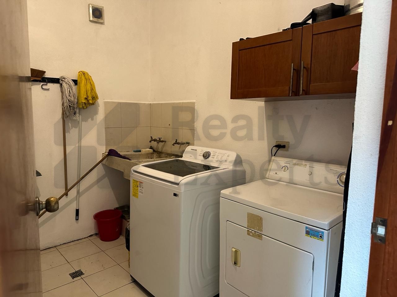 Casa en Venta en Cumbres Elite