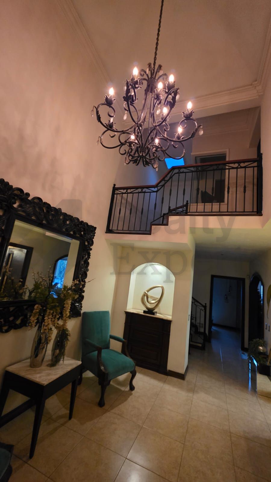 Casa en Venta en Cumbres 5to Sector
