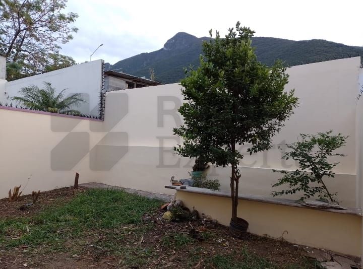 Casa en Renta en Privadas de Contry