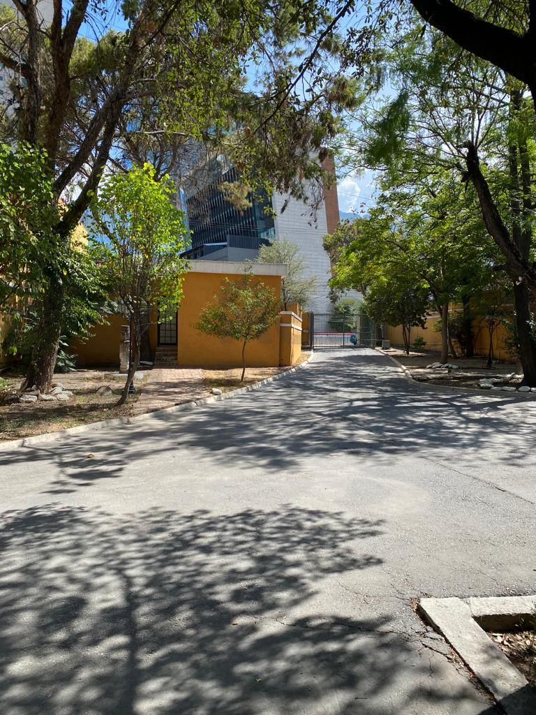 Oficina en Renta en Santa Engracia