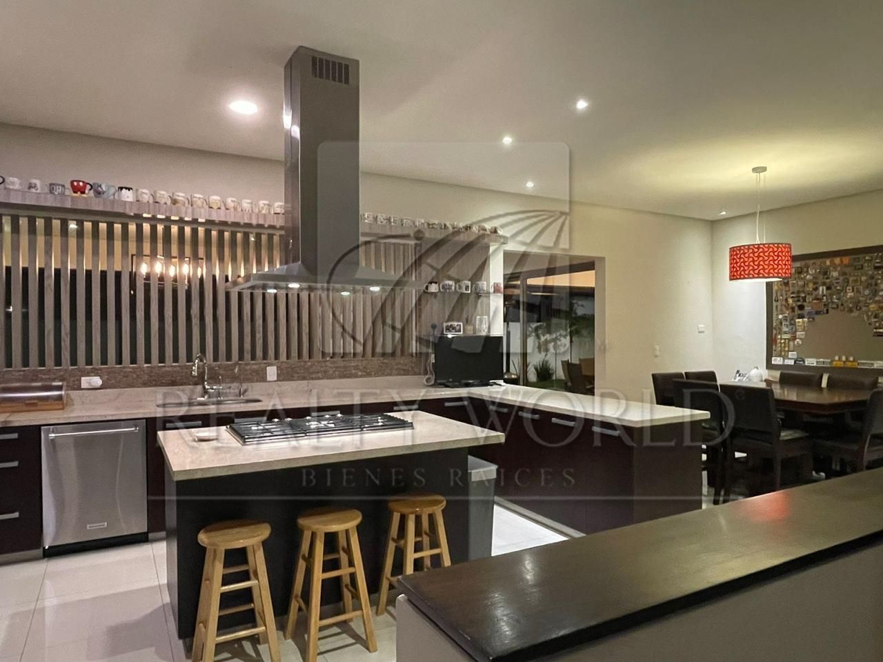 Casa en Venta en La Herradura