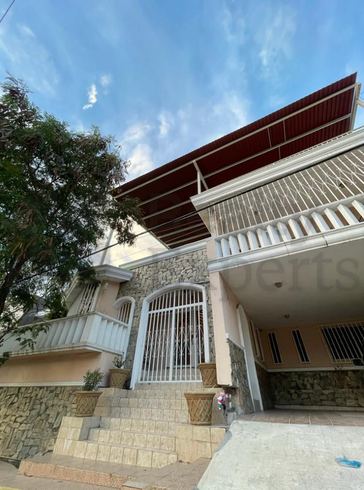 Casa en Venta en Contry la Silla