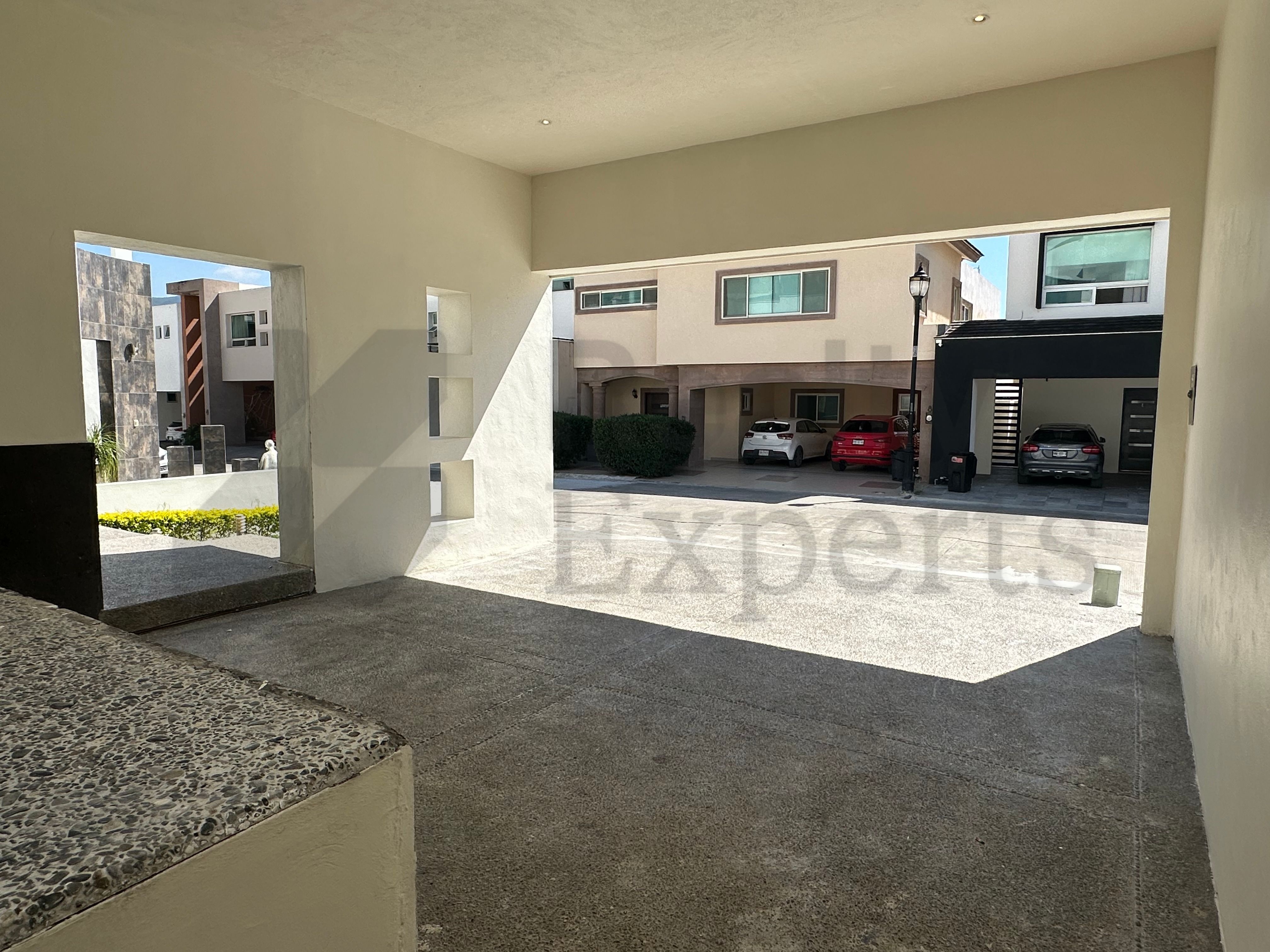 Casa en Venta en Lomas del Hípico