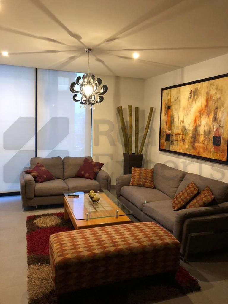 Departamento en Venta en Valle Oriente 