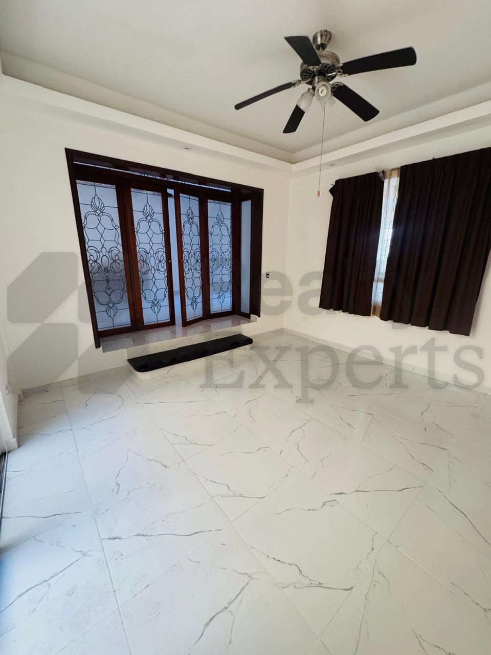 Casa en Venta en Cumbres Elite