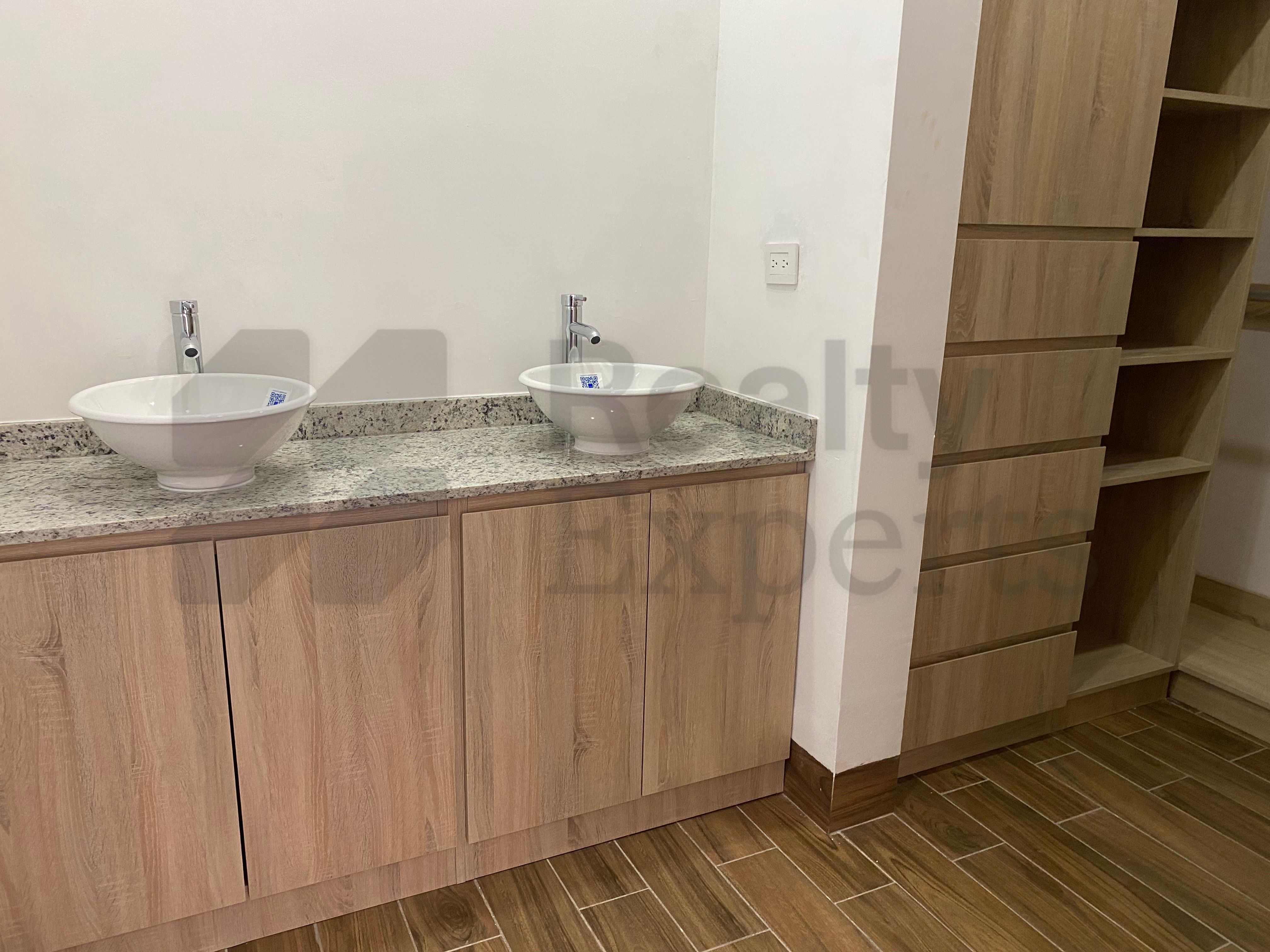 Casa en Venta en Cumbres Elite Premier