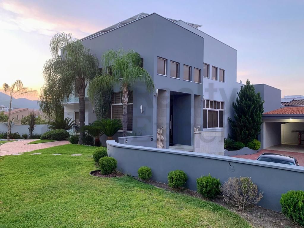 Casa en Venta en Sierra Alta