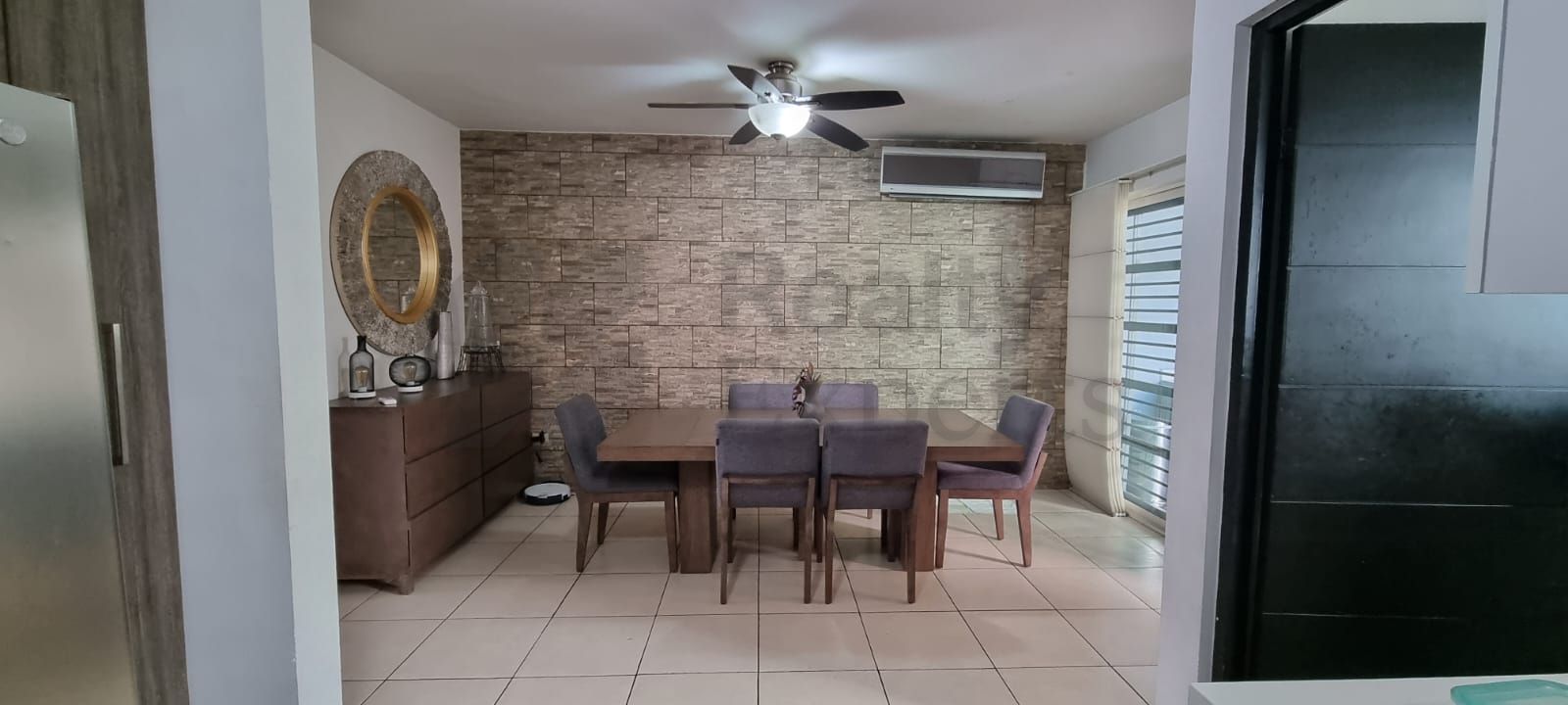 Casa en Venta en Cumbres Santa Clara
