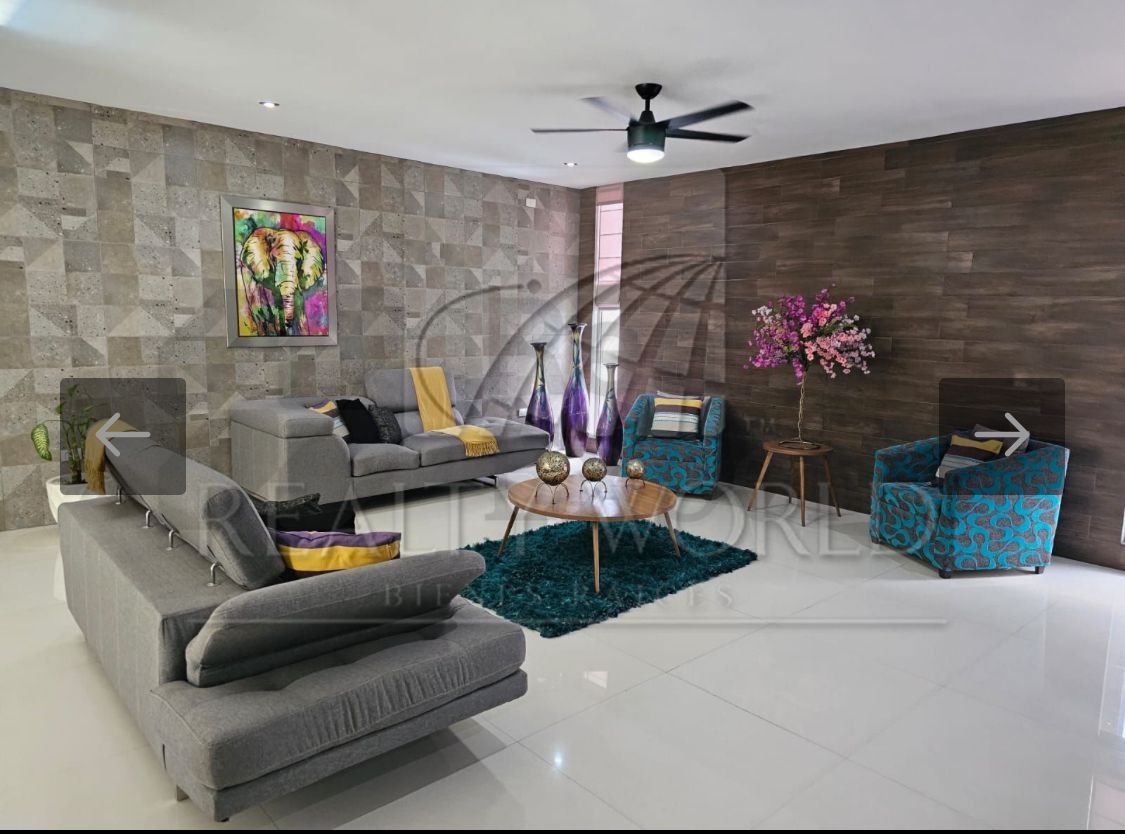 Casa en Venta en Cumbres Elite