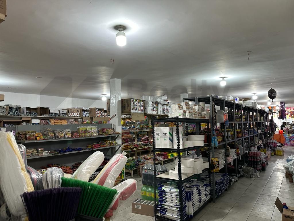 Local en Venta en Las Encinas