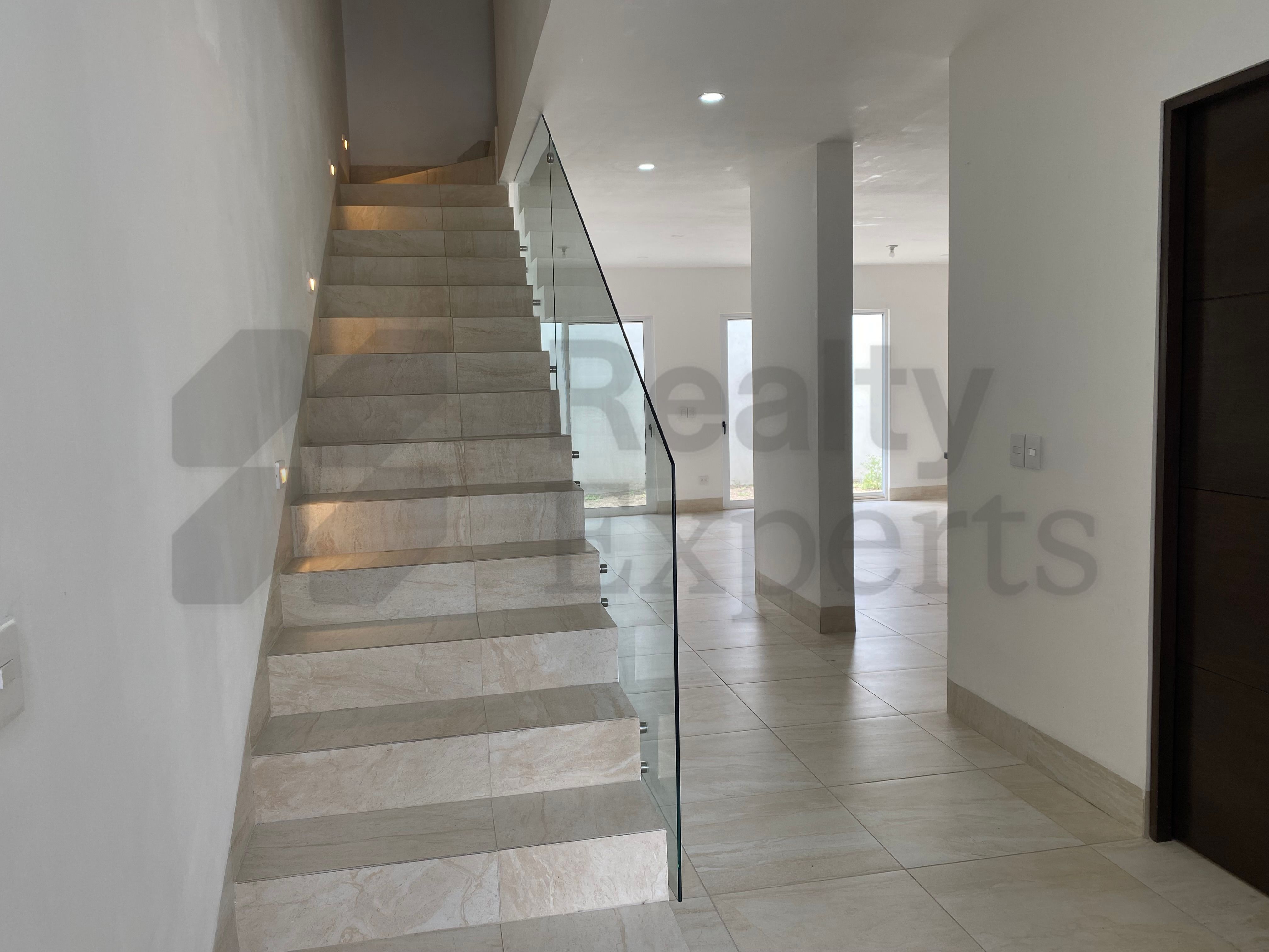 Casa en Venta en Cumbres Elite Premier