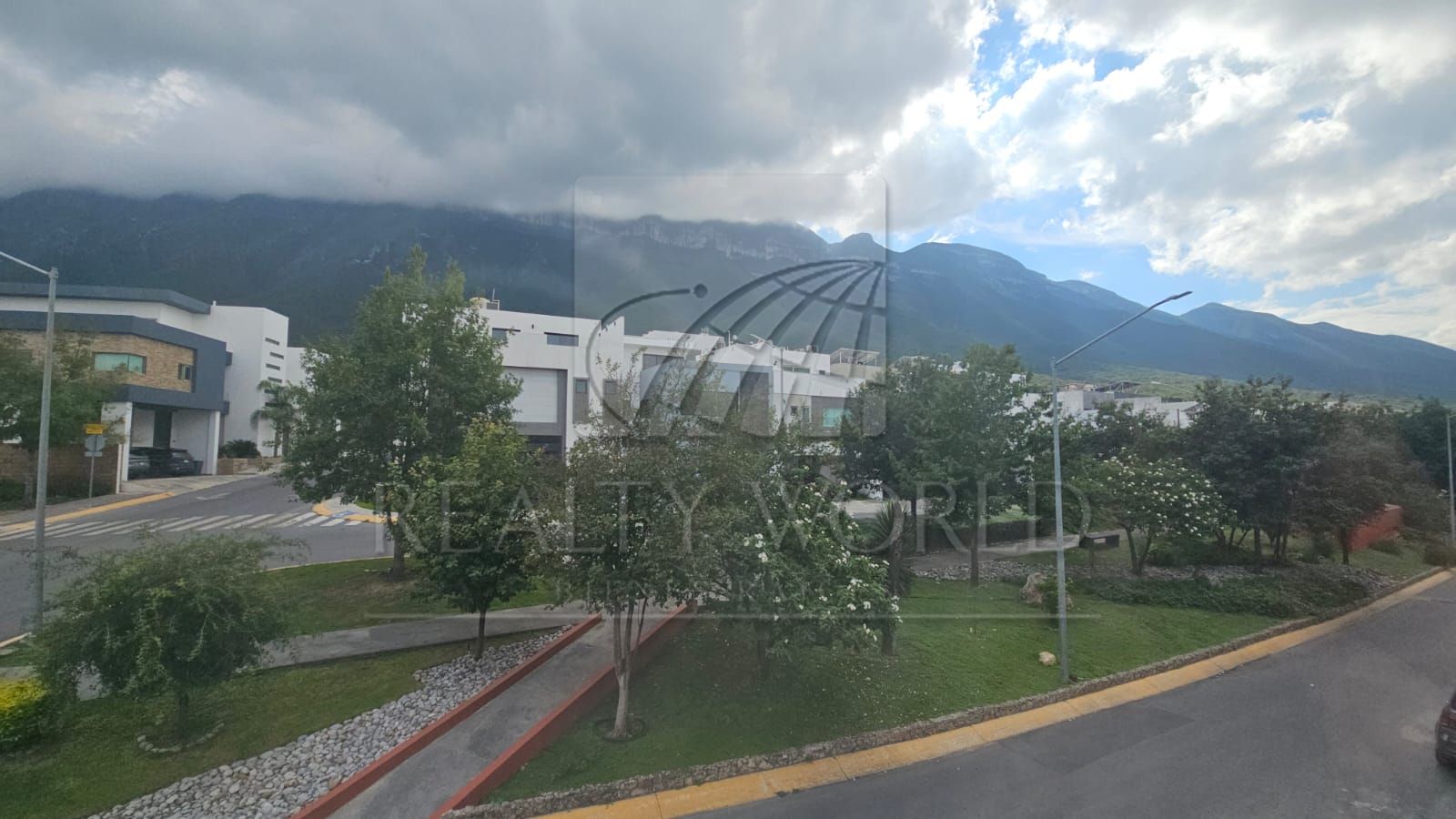 Casa en Venta en cumbres elite premiere Vesubio