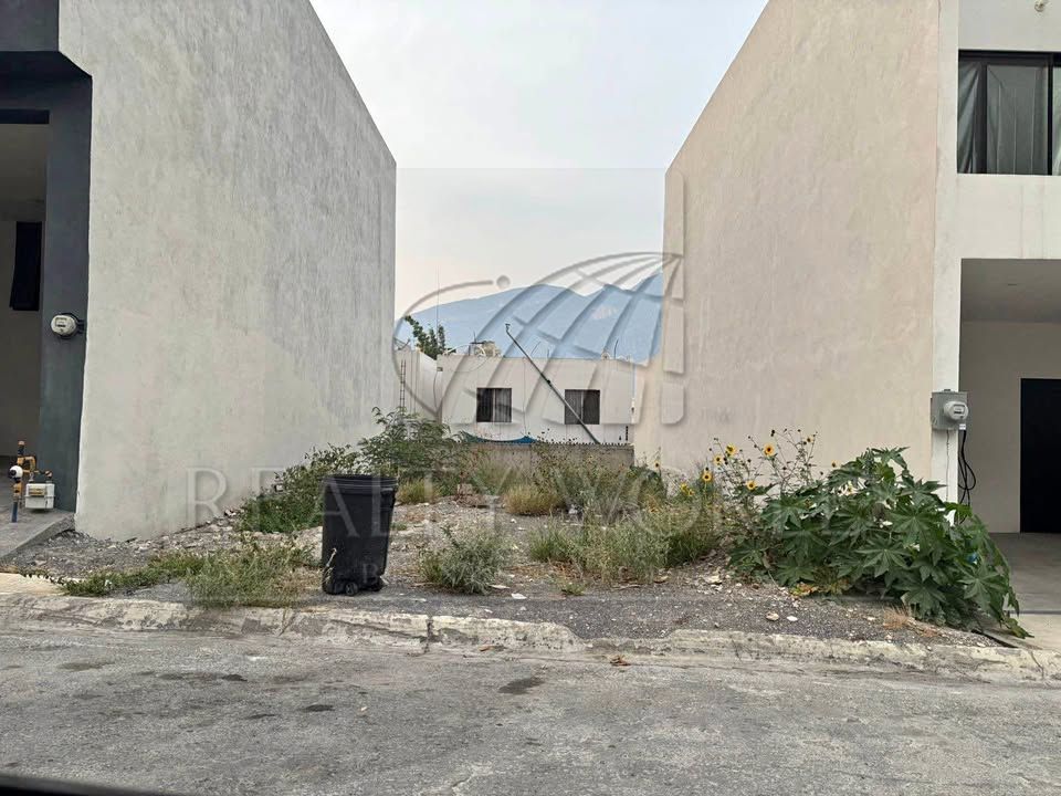 Terreno en Venta en Residencial de la Sierra