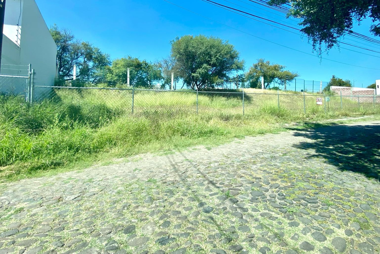 Terreno en Venta en Jurica