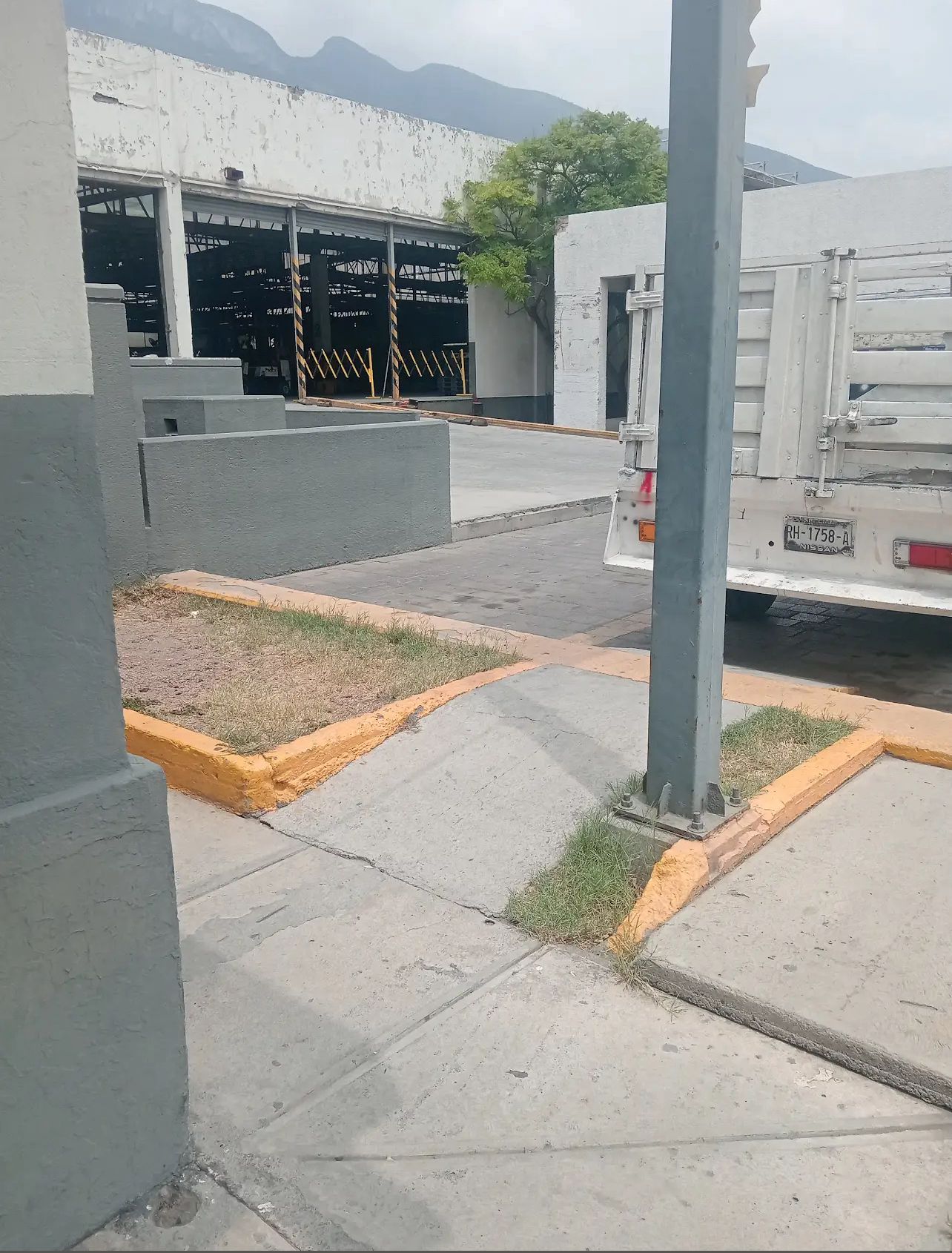 Nave Industrial en Renta en La Fama