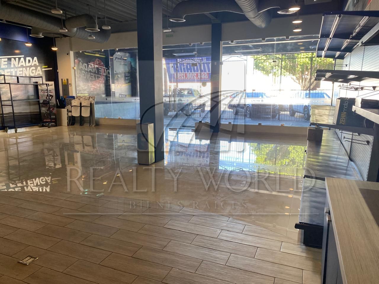 Local en Renta en Las Flores