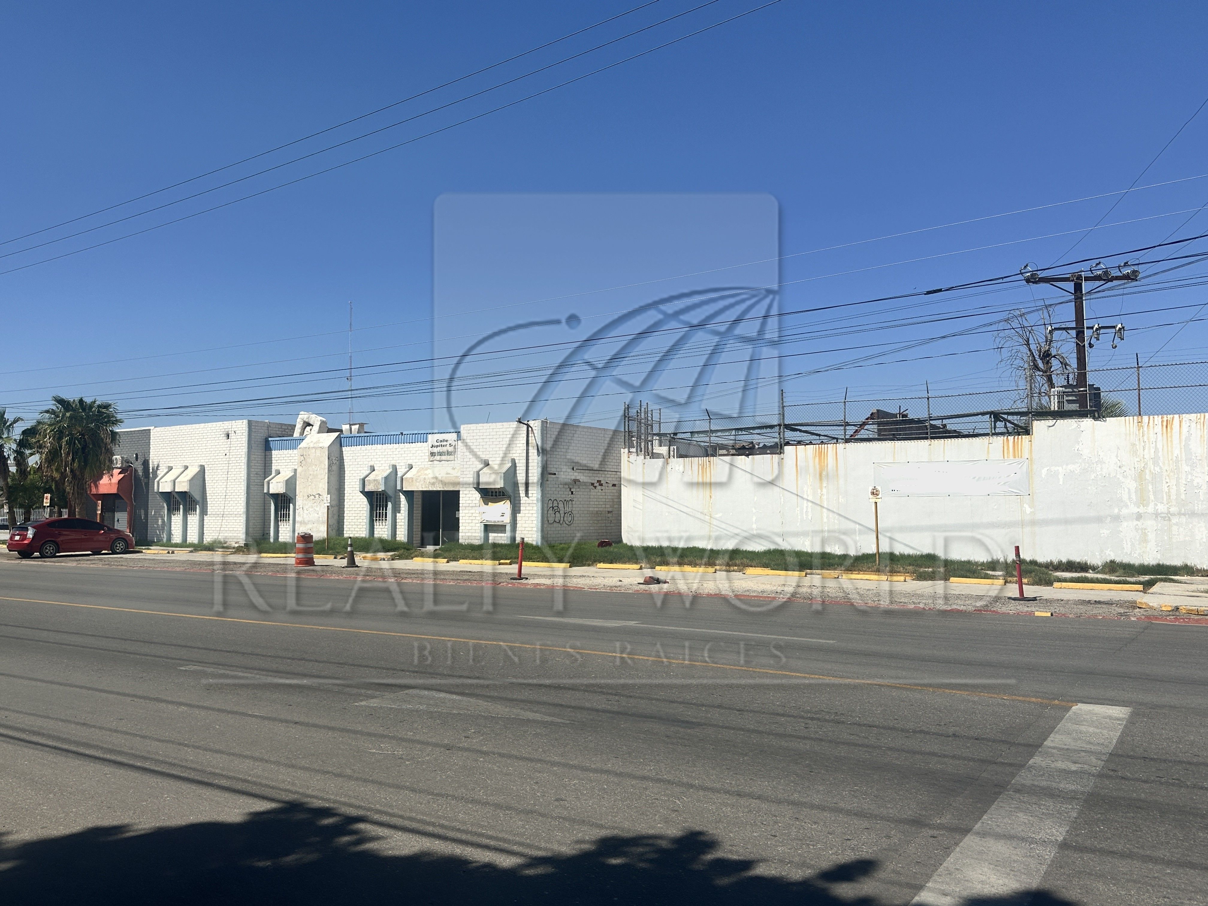 Terreno en Venta en Pimsa I