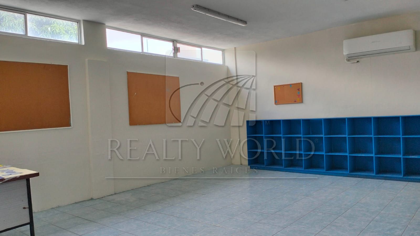 Edificio Mixto en Venta en Unidad Nacional