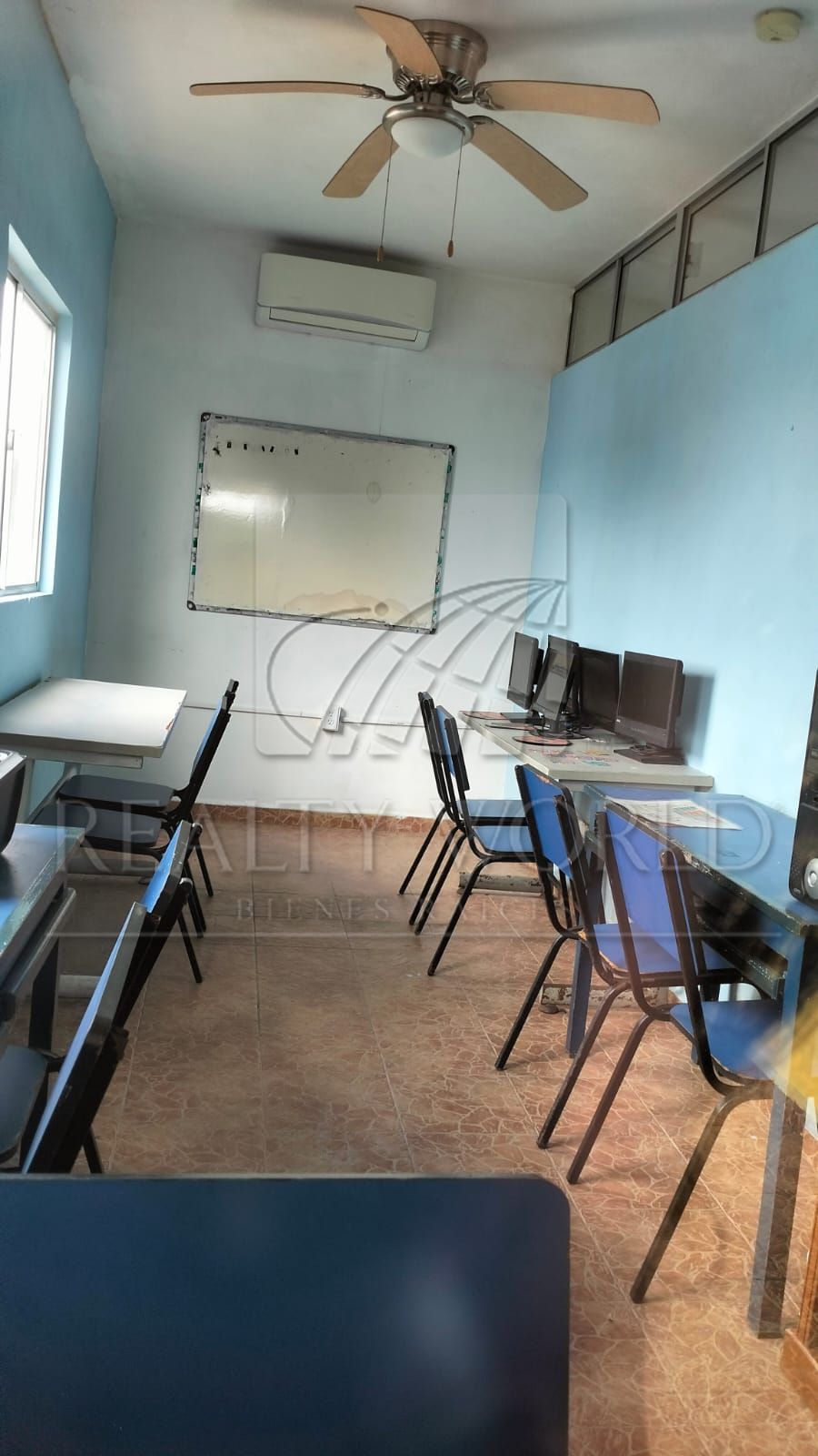 Edificio Mixto en Venta en Unidad Nacional