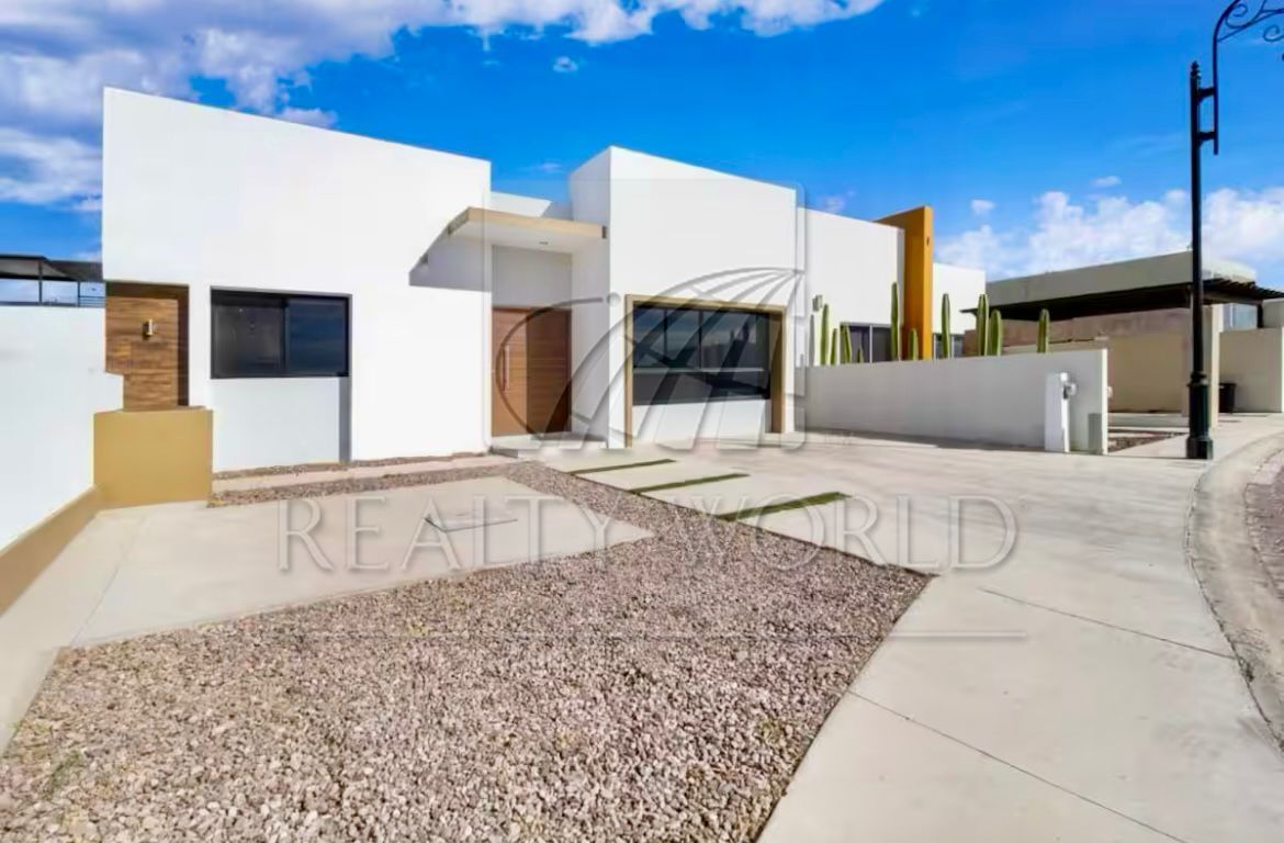 Casa en Venta en Country Club Biznaga