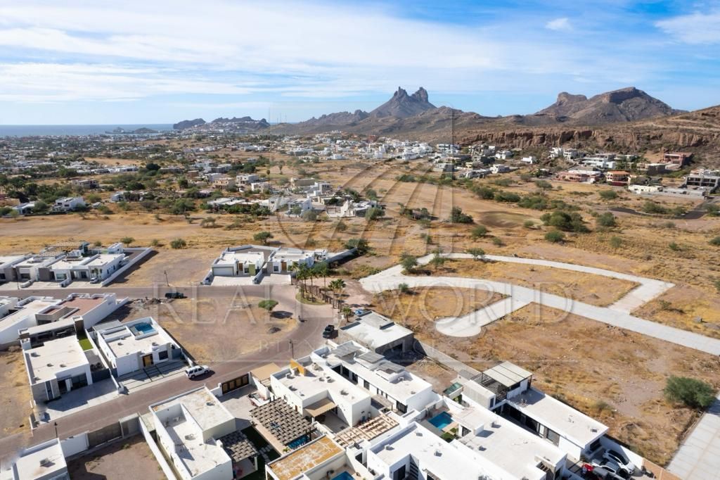 Casa en Venta en Country Club Biznaga