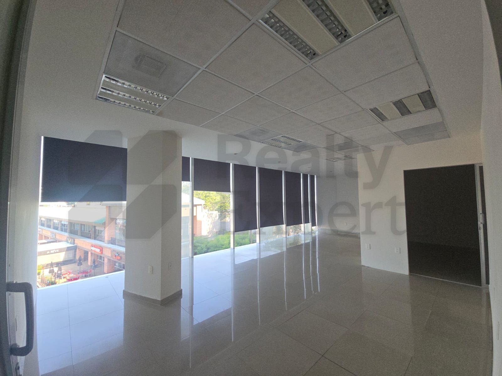 Local en Renta en Torre Samarkanda