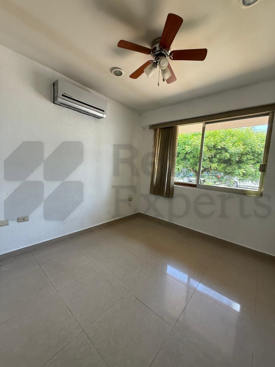 Casa en Renta en Hacienda Esmeralda 