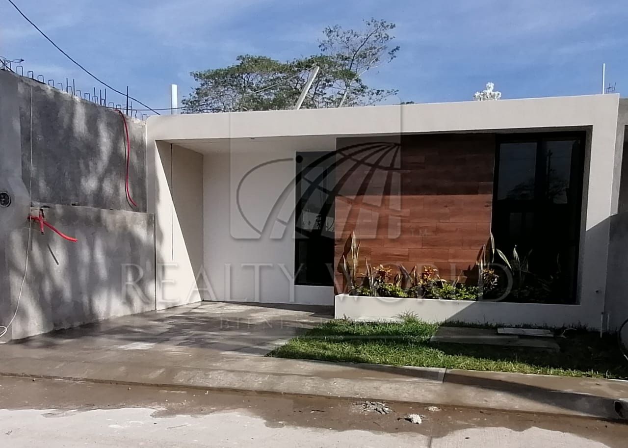 Casa en Venta en Privada Hortensia