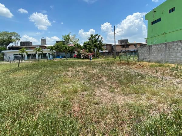 Terreno en Venta en Medellín y Madero 1a Secc