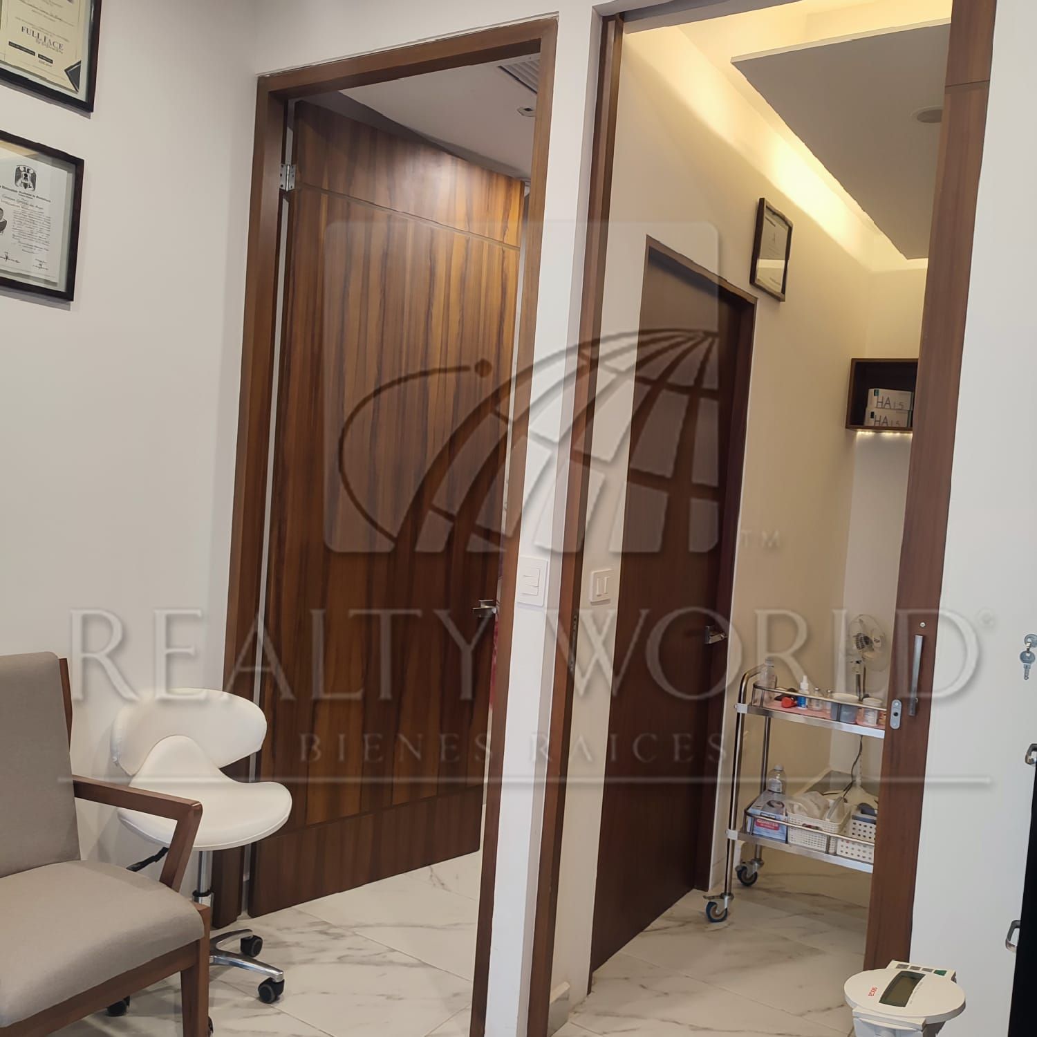 Edificio de Oficinas en Renta en Club Campestre