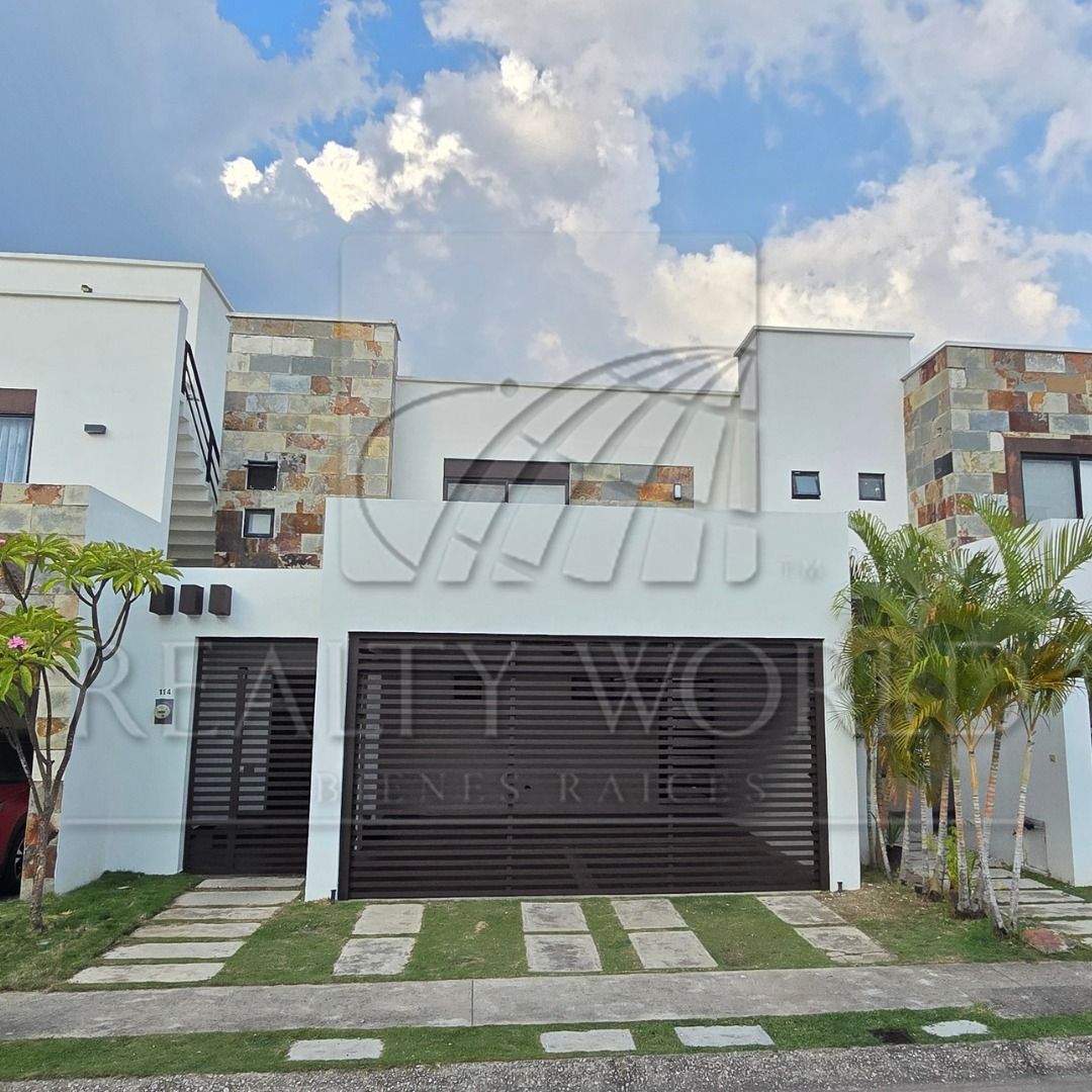 Casa en Venta en Jardines del Country