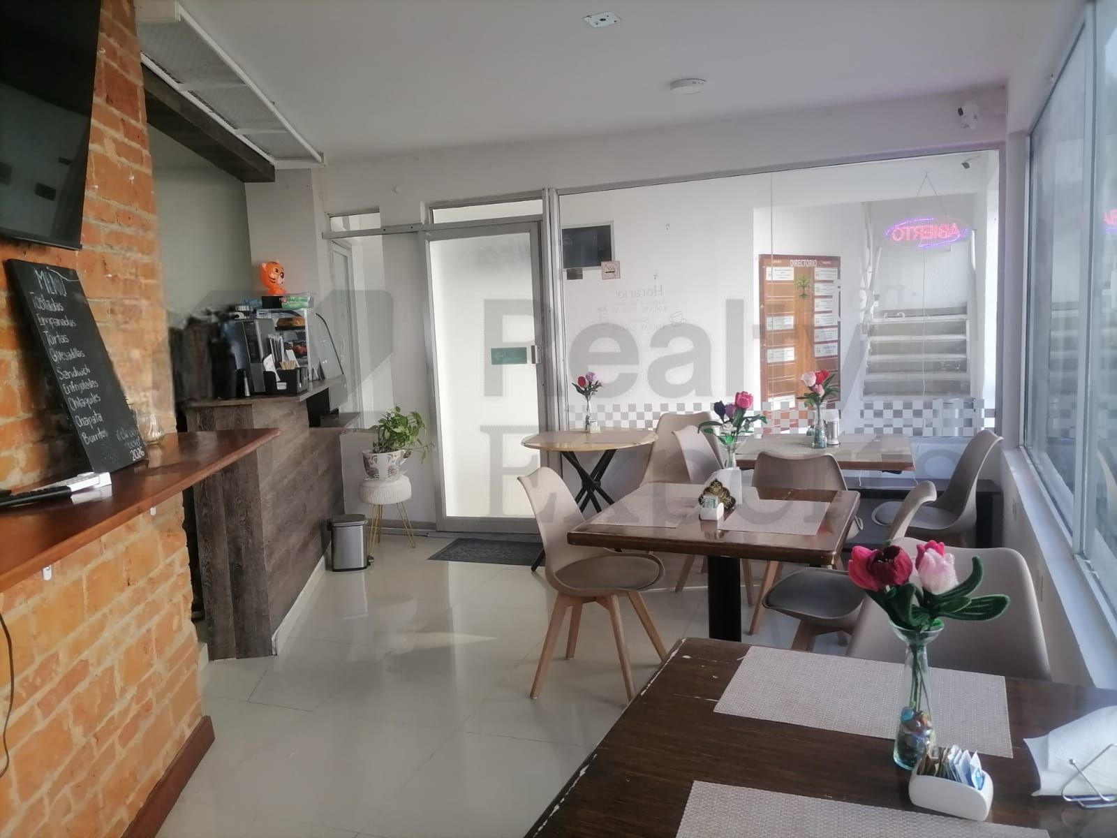 Local en Renta en Deportiva Residencial