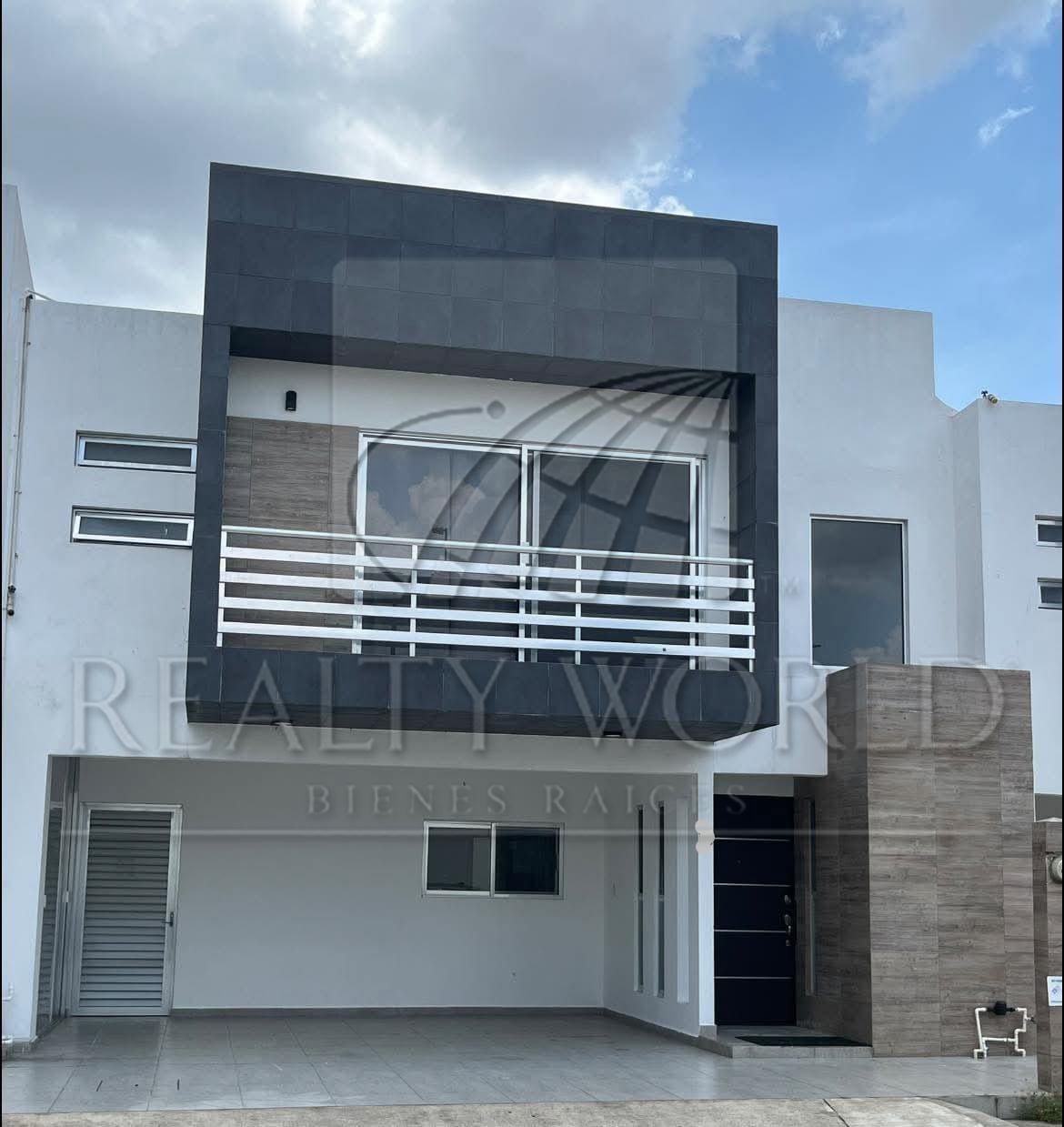 Casa en Renta en Real Campestre