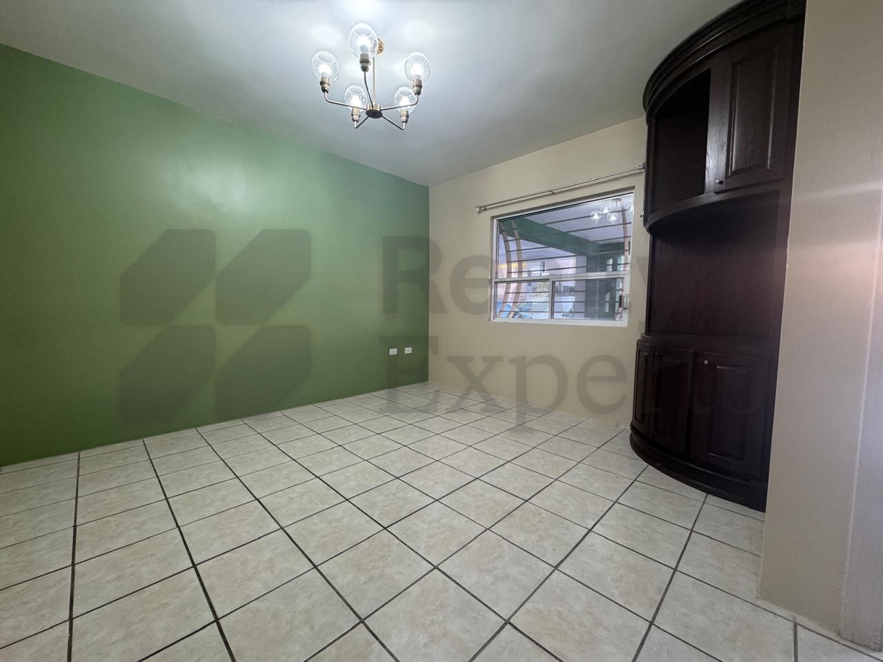 Casa en Renta en Hacienda de los Nogales
